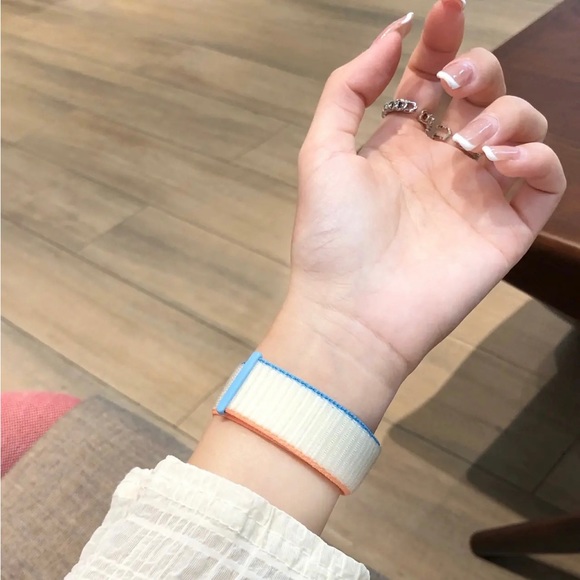 NEW CREAM Strap Loop Band FOR Apple Watch - Picture 6 of 9